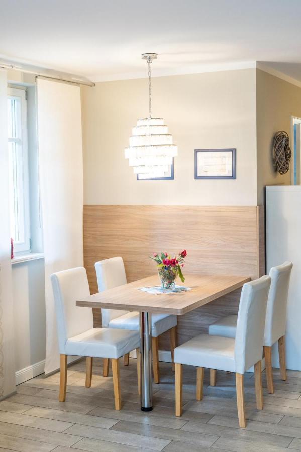 Ferienwohnung Strandgut - Kavelweg 9 - Zingst Exteriör bild